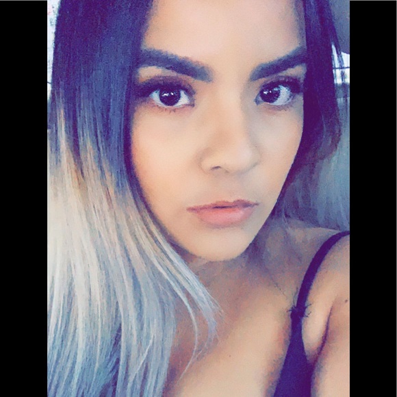 Meet your Posher, Cristy - Picture 1 of 1